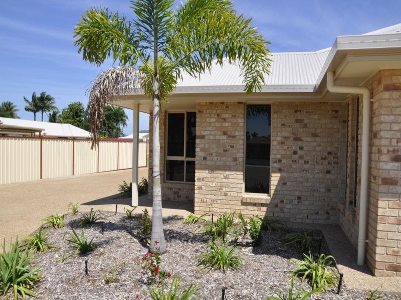 2 to 15/148 McCarthy Street, Avenell Heights QLD 4670