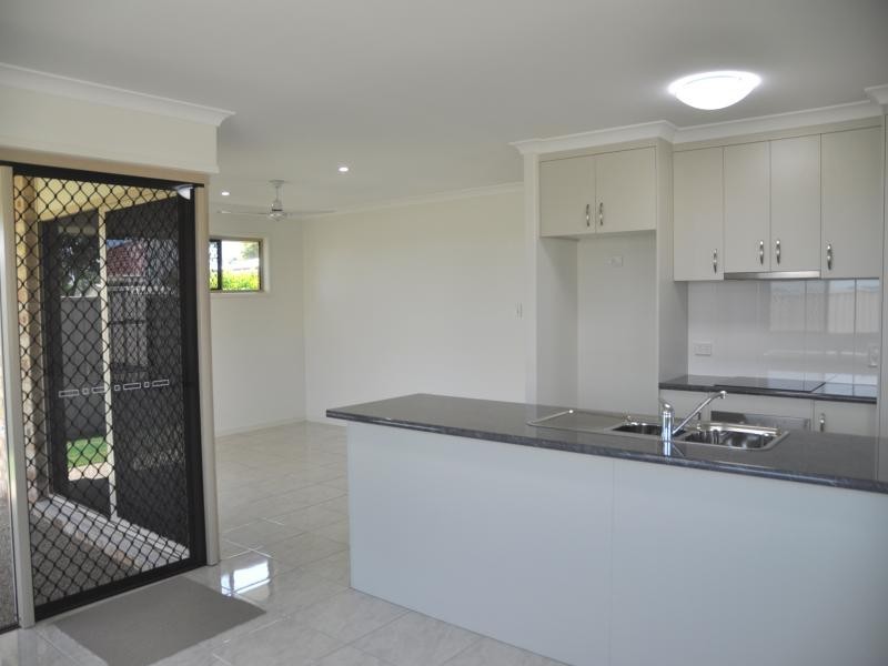 2 to 15/148 McCarthy Street, Avenell Heights QLD 4670