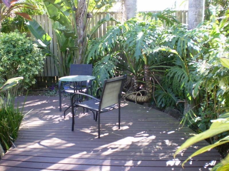 8 Oceanview Street, Bargara QLD 4670