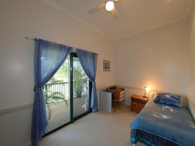 142 Bargara Road, Bundaberg East QLD 4670