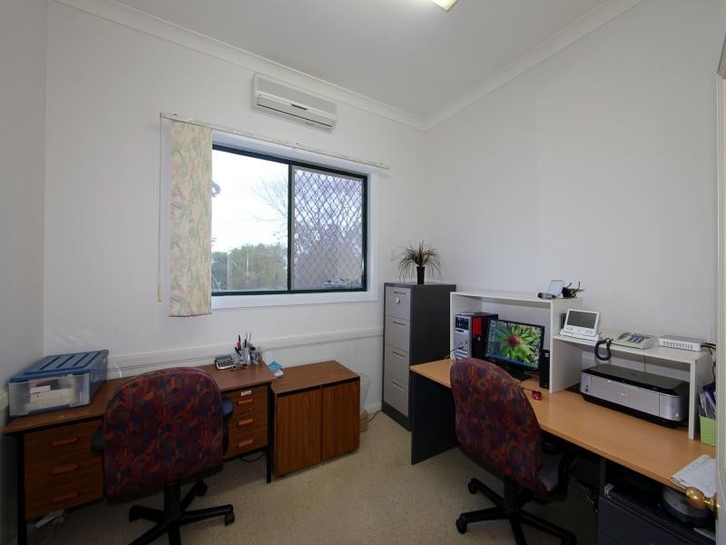 142 Bargara Road, Bundaberg East QLD 4670