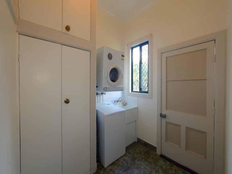 142 Bargara Road, Bundaberg East QLD 4670