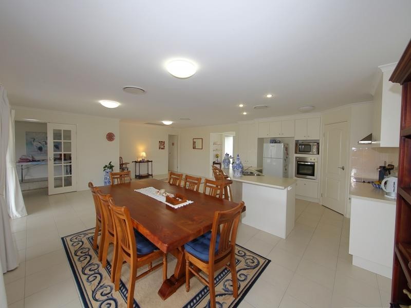 5 Whale Court, Bargara QLD 4670