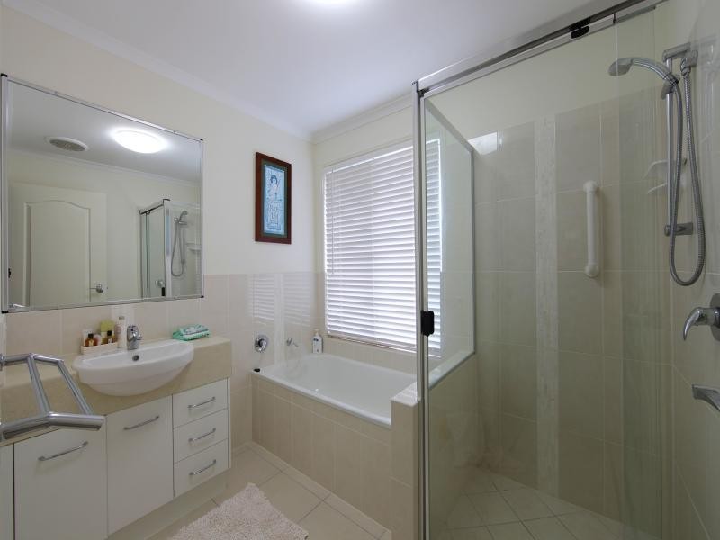 5 Whale Court, Bargara QLD 4670