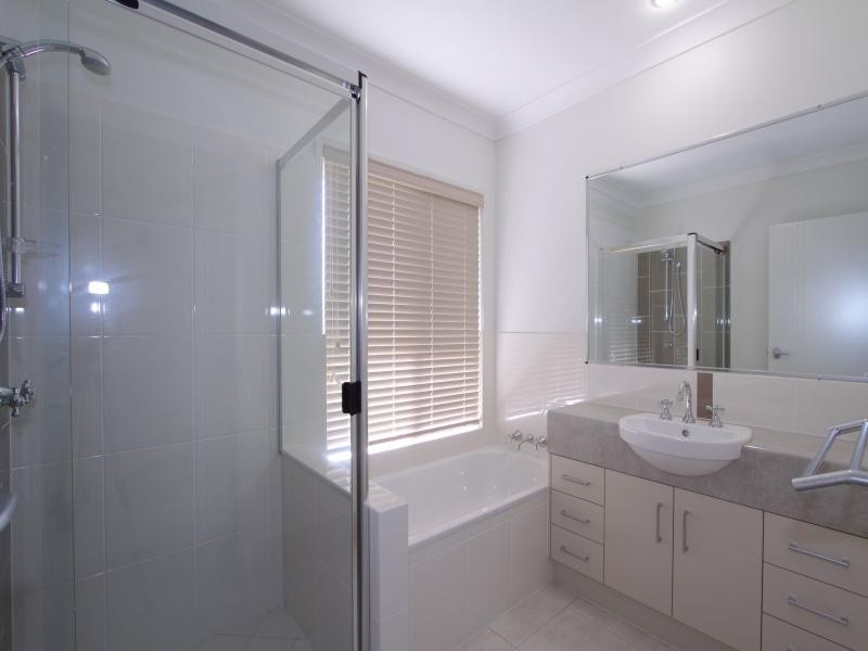 72 Davidson Street, Bargara QLD 4670
