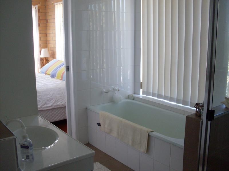 5 Endeavour Court, Bargara QLD 4670