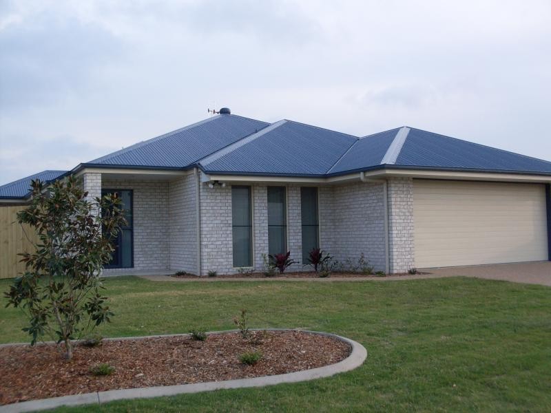 8 Burley Road, Bargara QLD 4670