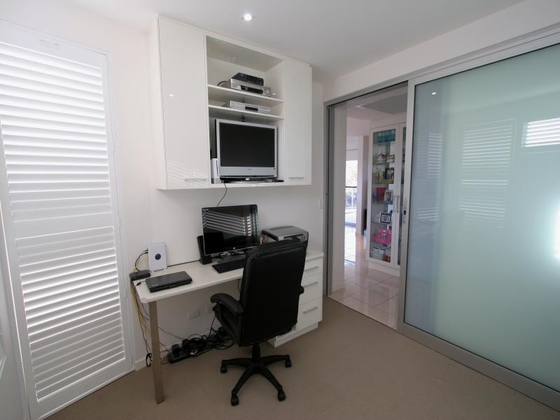 2/33 Esplanade, Bargara QLD 4670