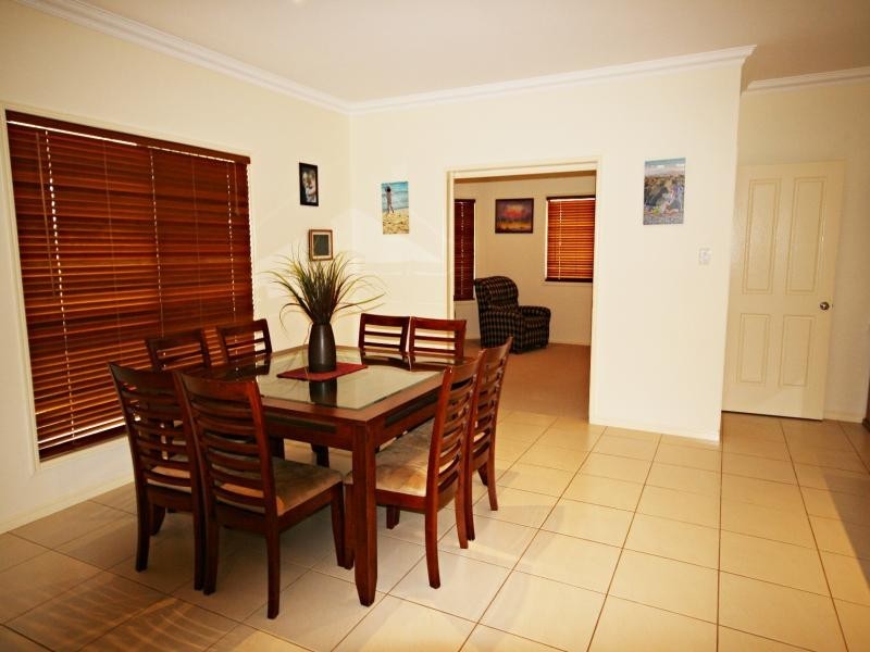 5 Francis Place, Innes Park QLD 4670