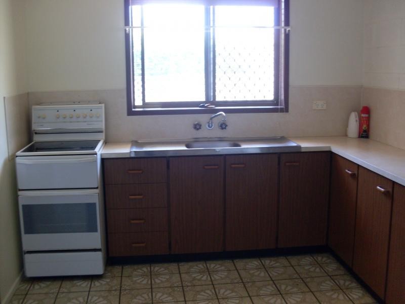 2/23 Grimwood Street, Bargara QLD 4670