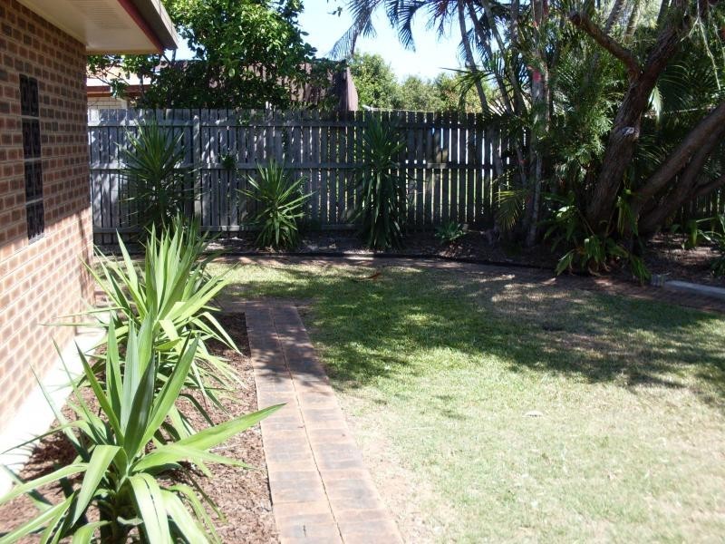 2/23 Grimwood Street, Bargara QLD 4670