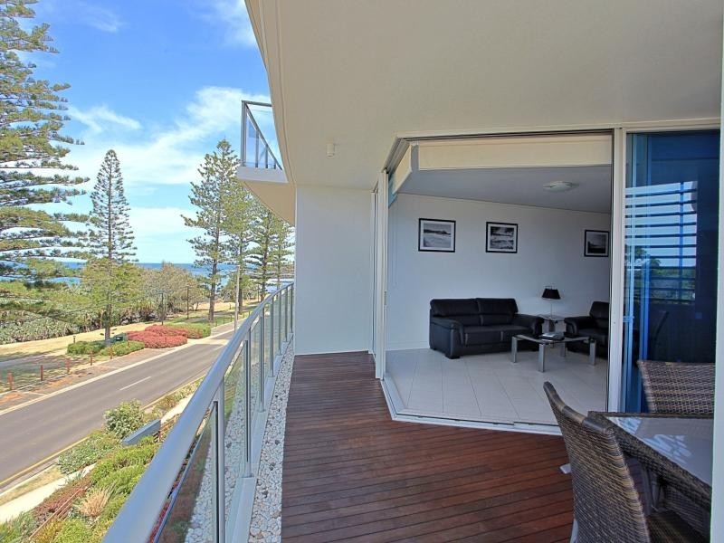 304/95 Esplanade, Bargara QLD 4670