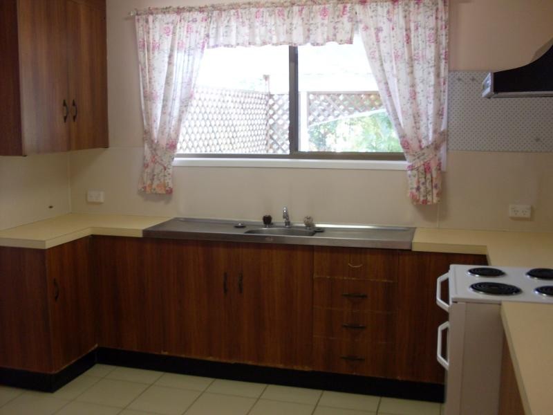 40 Croft Street, Bargara QLD 4670