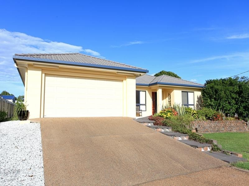 3 Corser Street, Burnett Heads QLD 4670