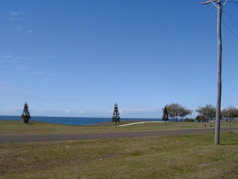 156 The Esplanade, Elliott Heads QLD 4670