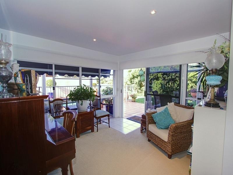 73 Fairway Dr, Bargara QLD 4670