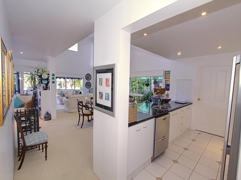 73 Fairway Dr, Bargara QLD 4670