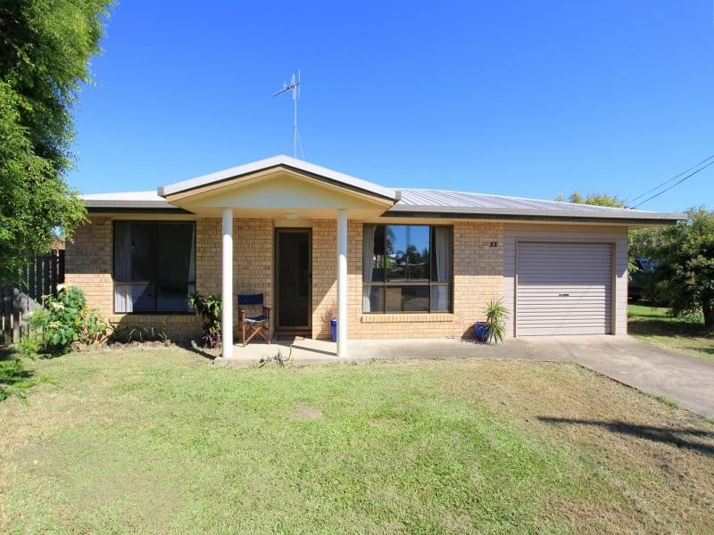 3 Crystal Court, Elliott Heads QLD 4670