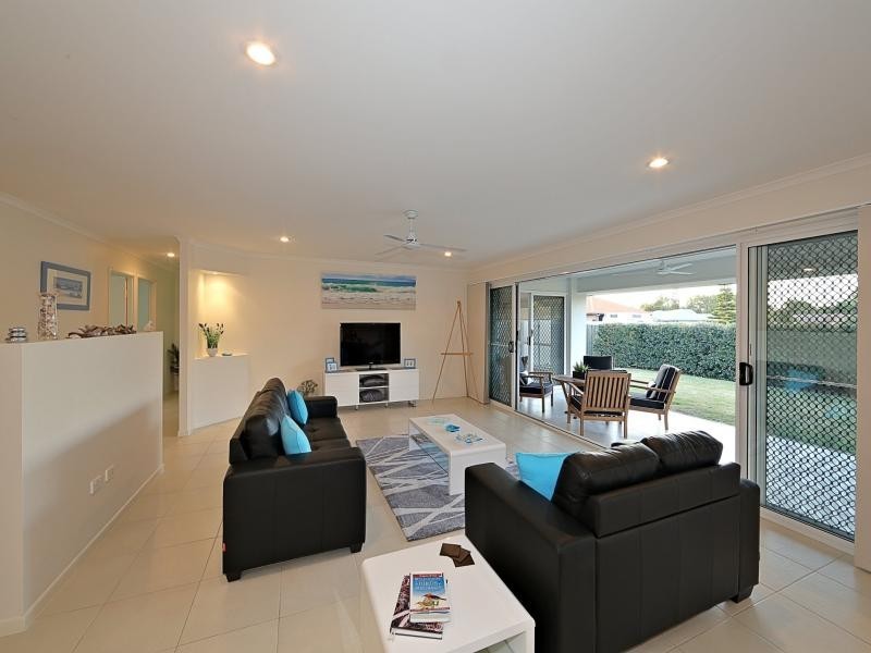 2 Starfish Crescent, Bargara QLD 4670