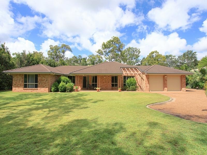7 Cockatoo Crescent, Gooburrum QLD 4670