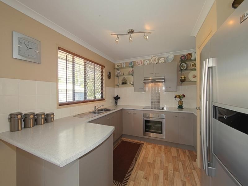 5 Bernborough Bvd, Branyan QLD 4670