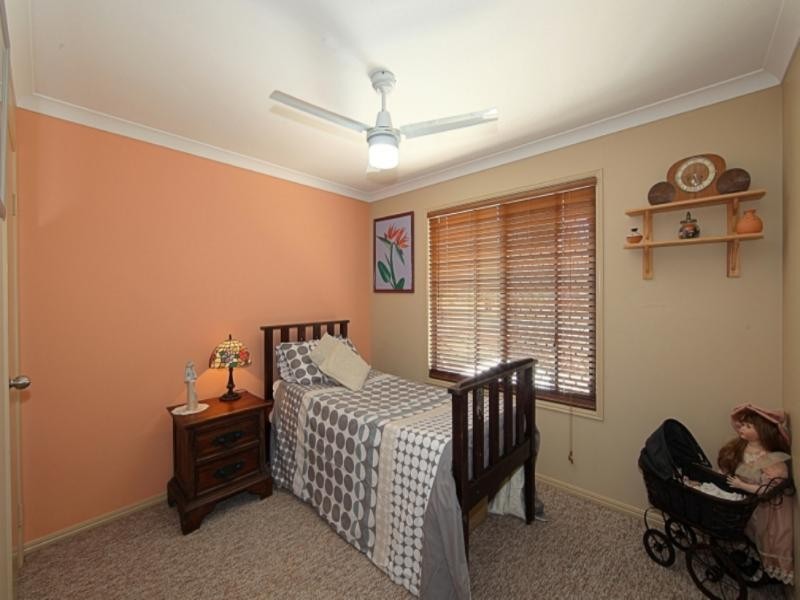 5 Bernborough Bvd, Branyan QLD 4670