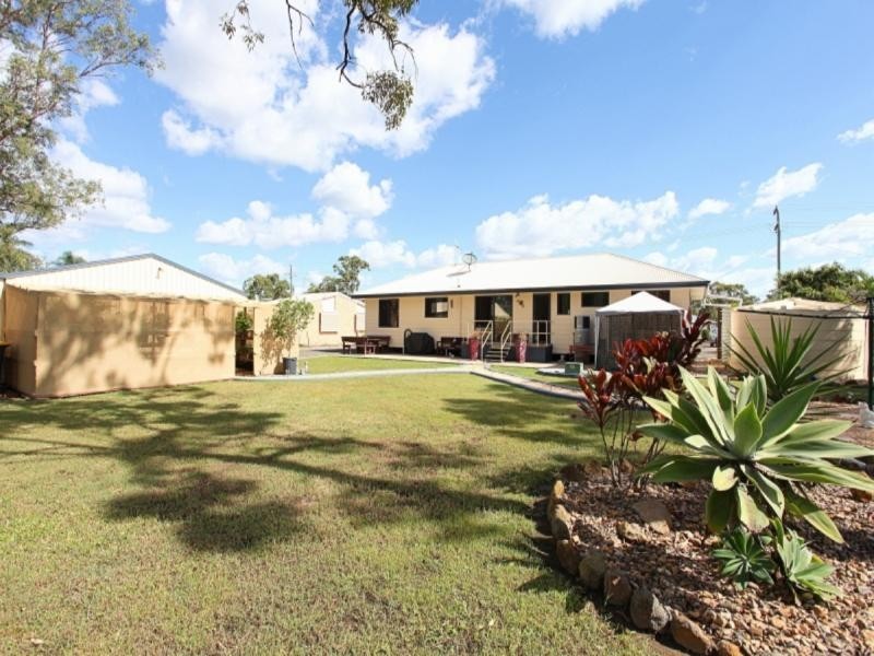 5 Bernborough Bvd, Branyan QLD 4670