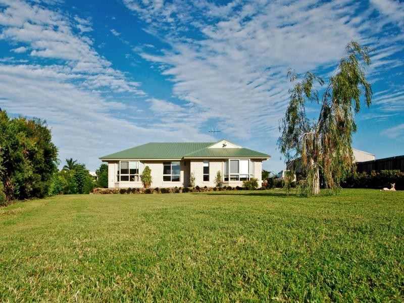 6 Tori Place, Innes Park QLD 4670