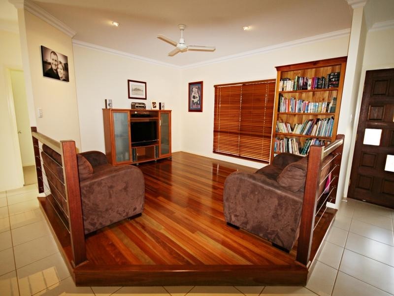 5 Francis Place, Innes Park QLD 4670