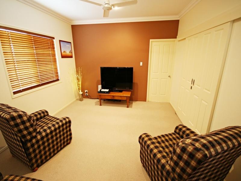 5 Francis Place, Innes Park QLD 4670