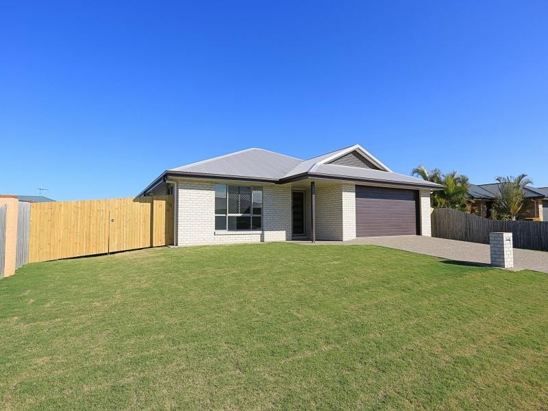 7 Explorers Way, Bargara QLD 4670