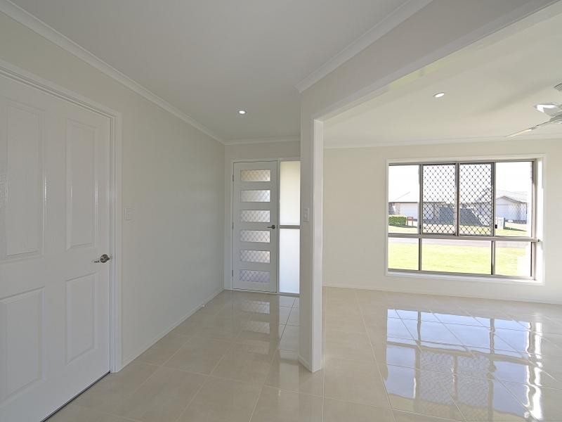 7 Explorers Way, Bargara QLD 4670