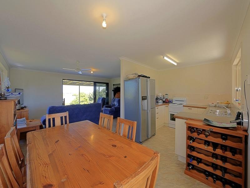1154 Elliott Heads rd, Woongarra QLD 4670