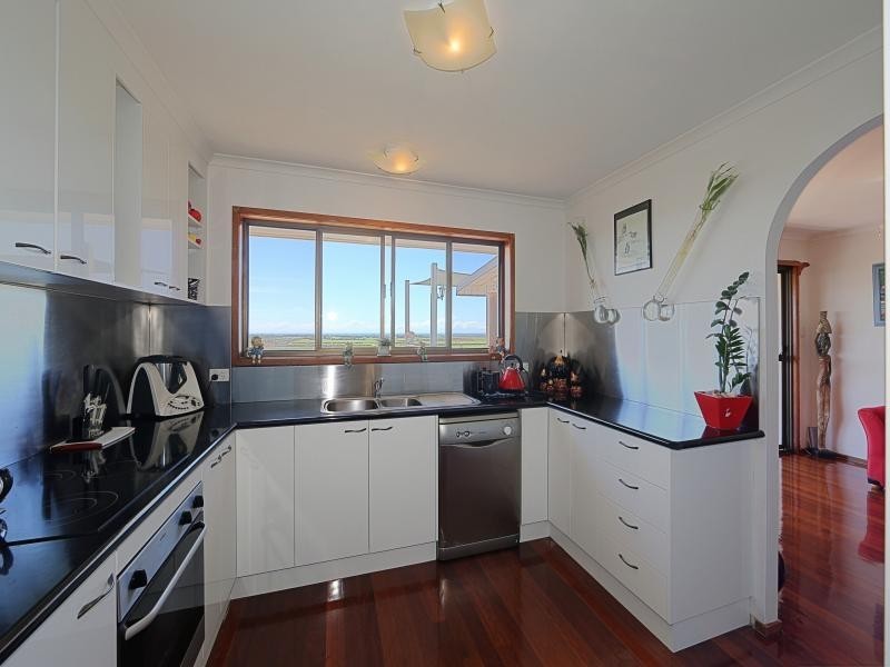 32 Anthonys Rest, Qunaba QLD 4670