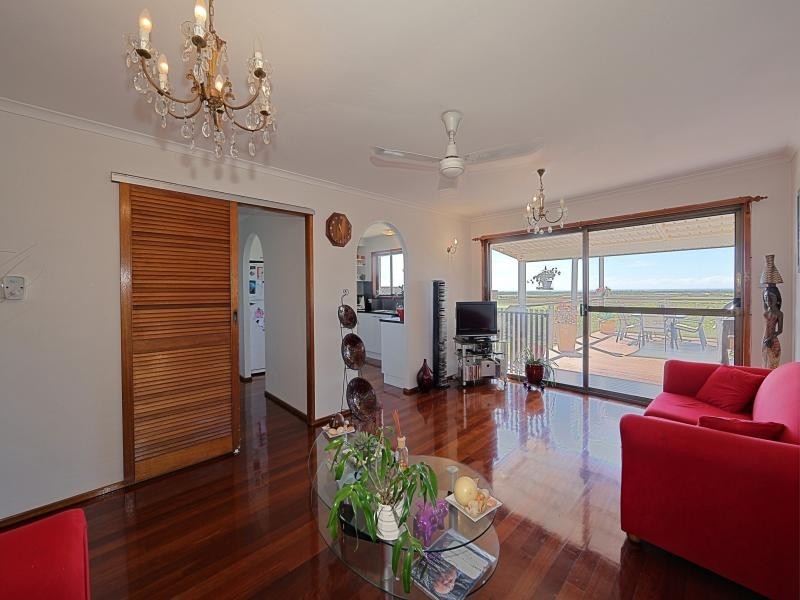 32 Anthonys Rest, Qunaba QLD 4670