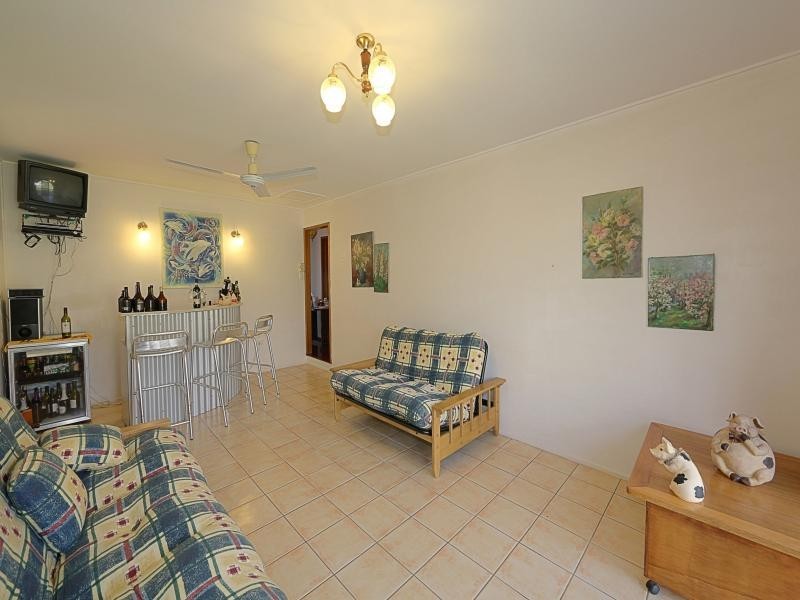 32 Anthonys Rest, Qunaba QLD 4670