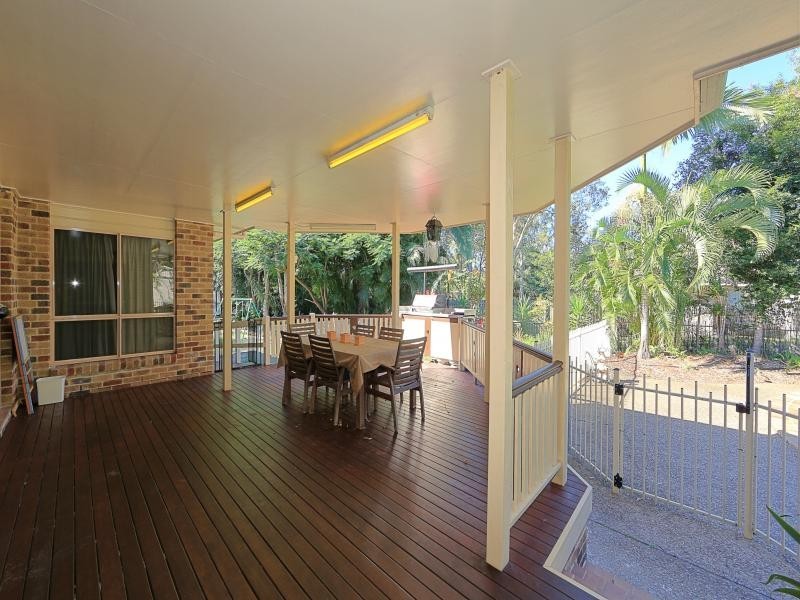 22 Cockatoo Crescent, Gooburrum QLD 4670
