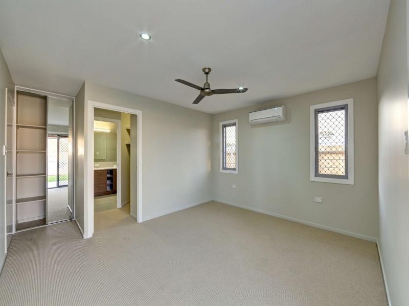 1 /24 Masthead Drive, Bargara QLD 4670