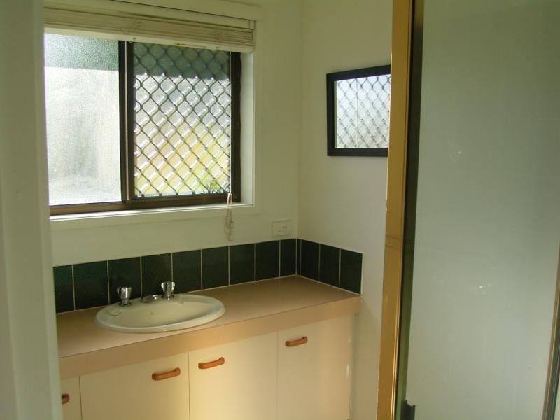 1 Elworthy Street, Bargara QLD 4670