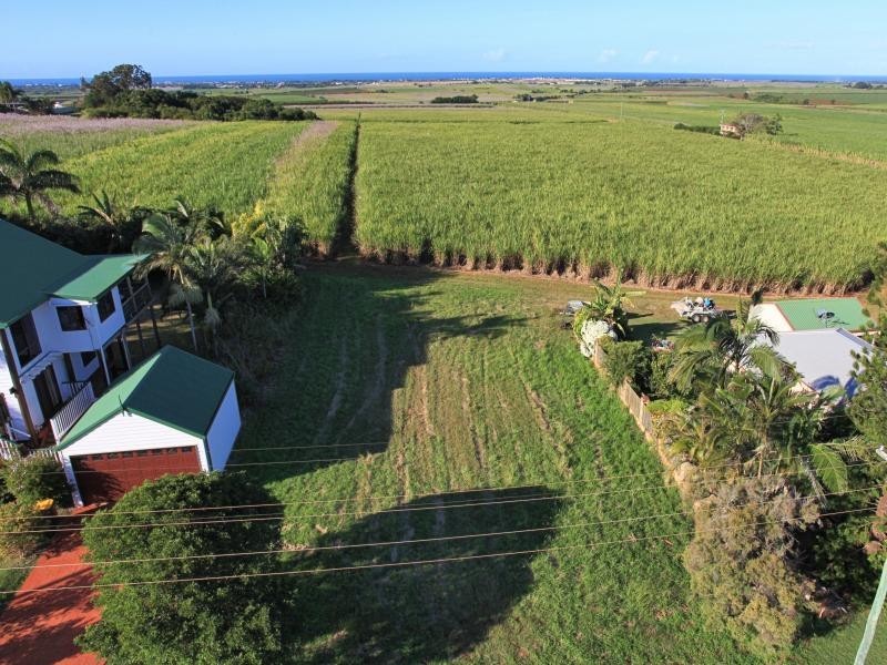 9 Hummock Road, Qunaba QLD 4670