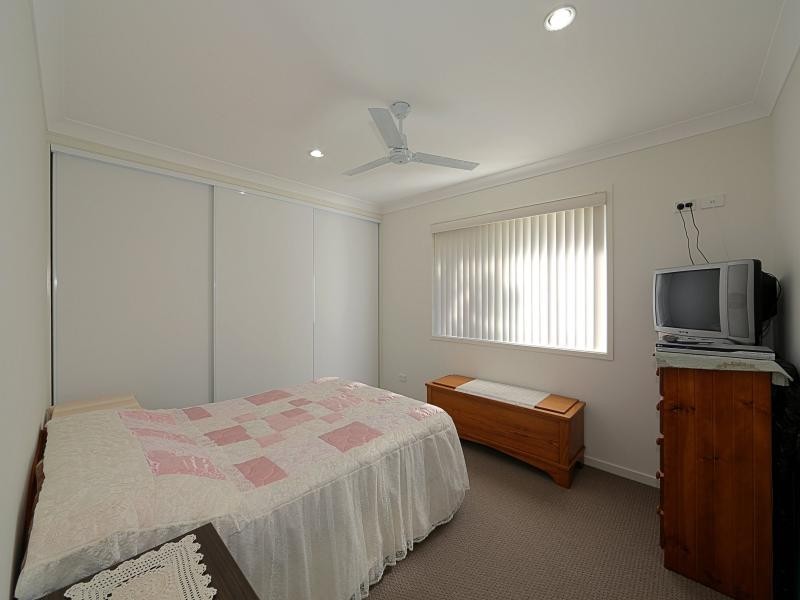 18 Marian Street, Coral Cove QLD 4670