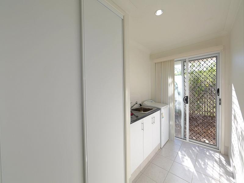 18 Marian Street, Coral Cove QLD 4670