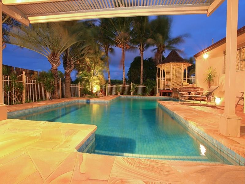 155 Hughes Road, Bargara QLD 4670