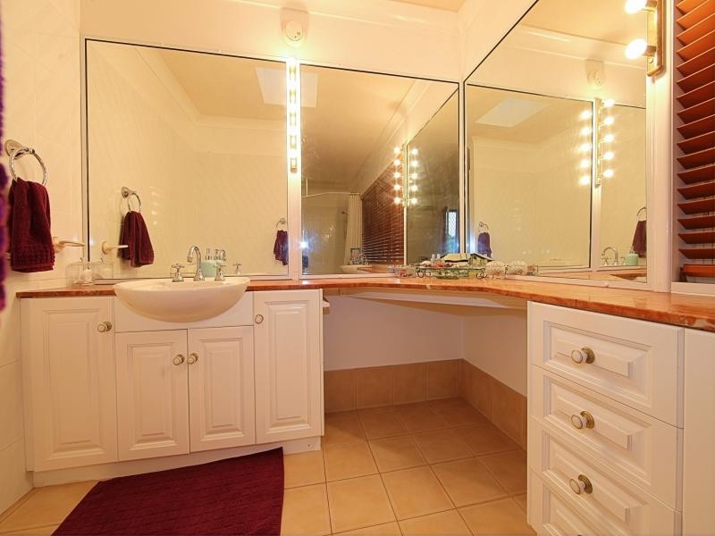 155 Hughes Road, Bargara QLD 4670