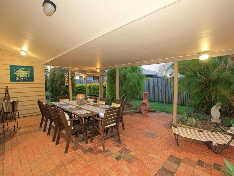 155 Hughes Road, Bargara QLD 4670