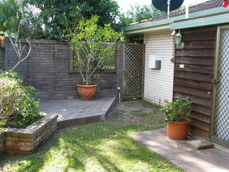 1 Strathdee Street, Bundaberg South QLD 4670