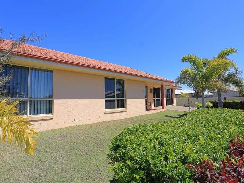 5 Explorers Way, Bargara QLD 4670
