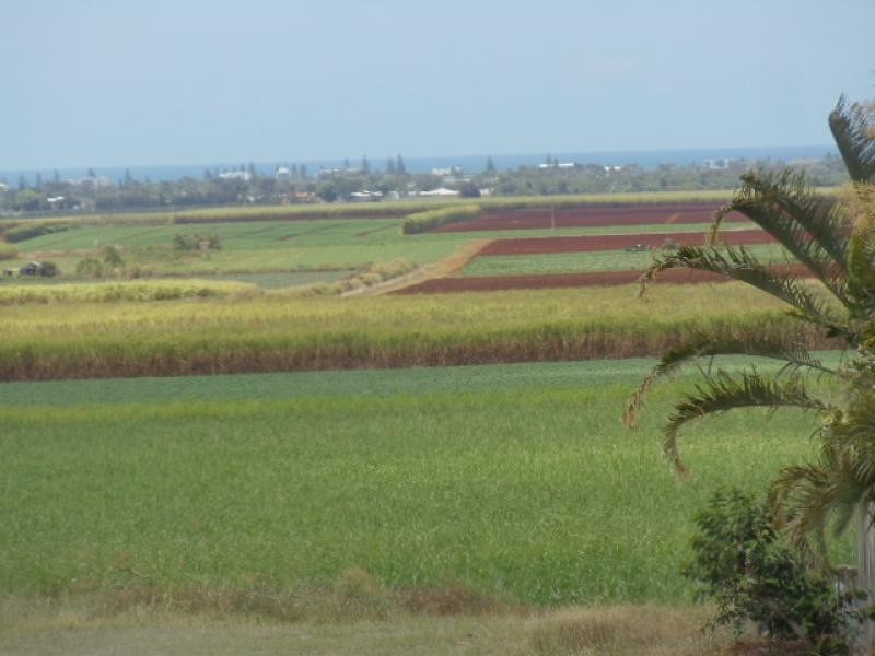 1A Bayview Tce, Qunaba QLD 4670