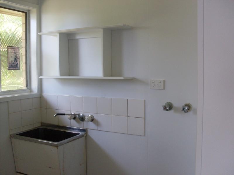 1A Bayview Tce, Qunaba QLD 4670