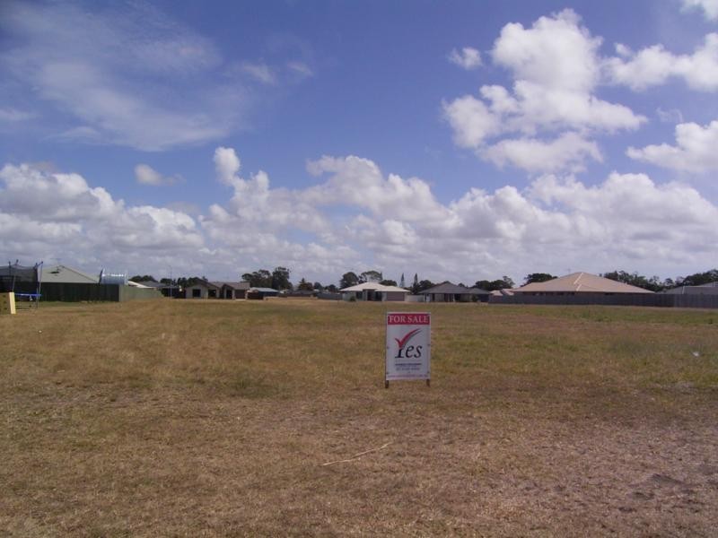 29 Beachmere st, Burnett Heads QLD 4670